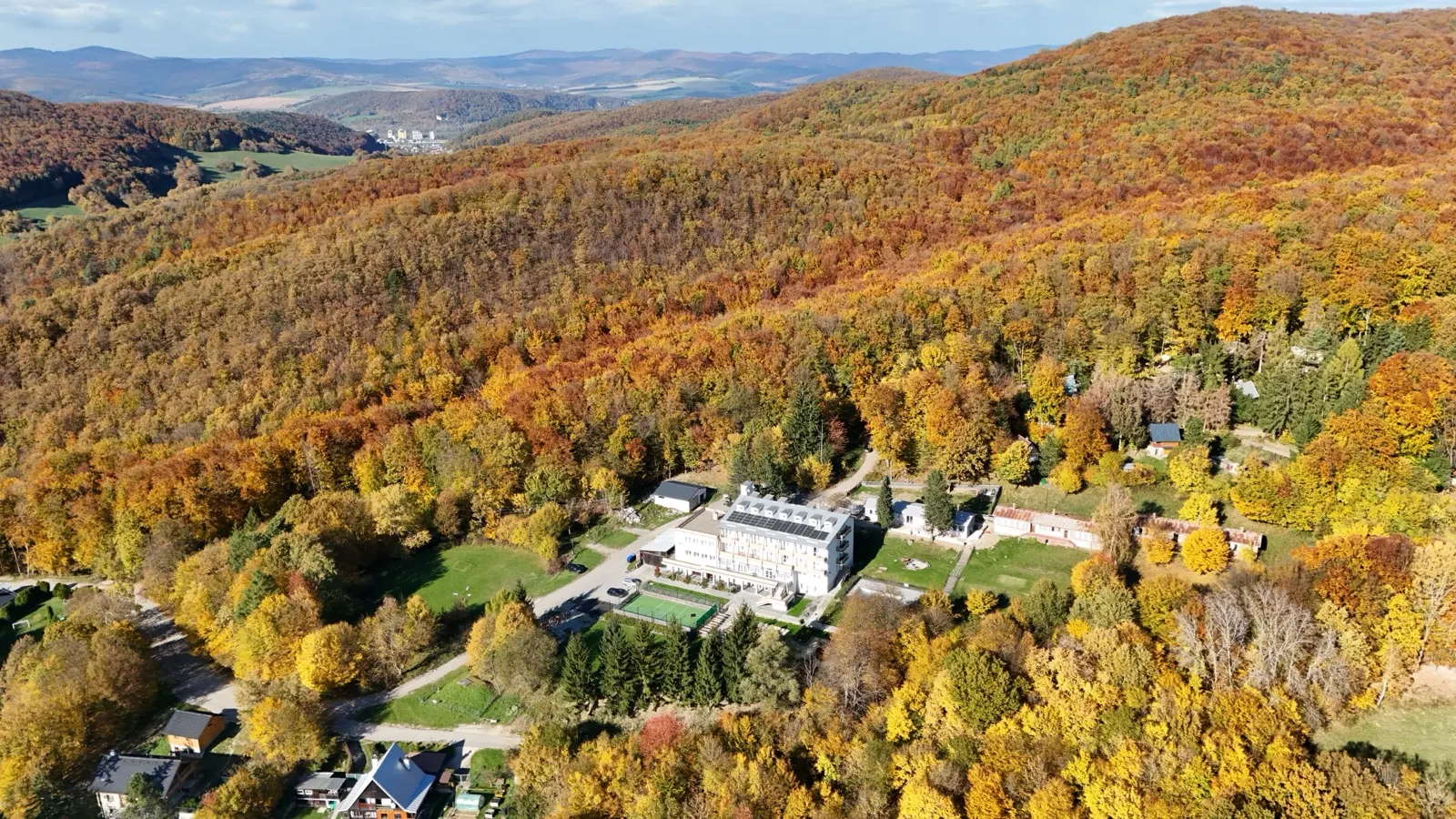 Kubrica a Strážovské vrchy na jeseň